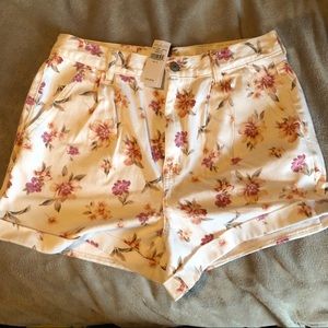 American Eagle Floral Mom Shorts
